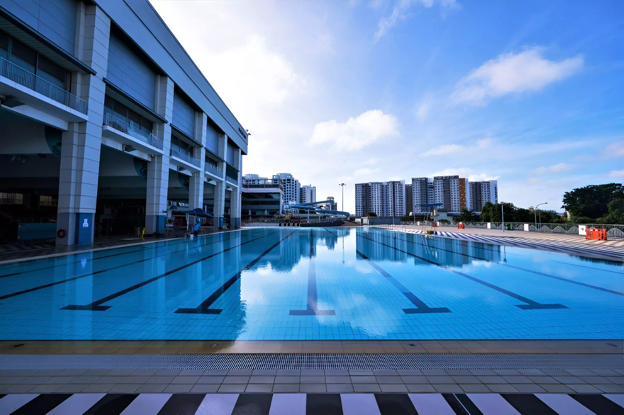 Jurong West Swimming Complex with Swim101