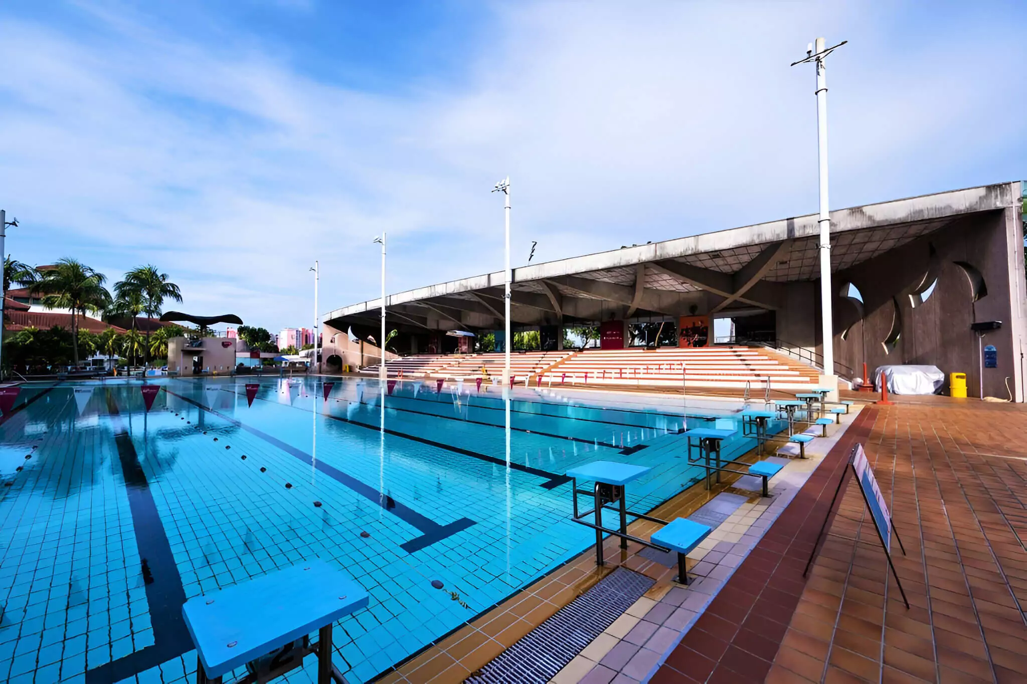 Yio Chu Kang Swimming Complex with Swim101