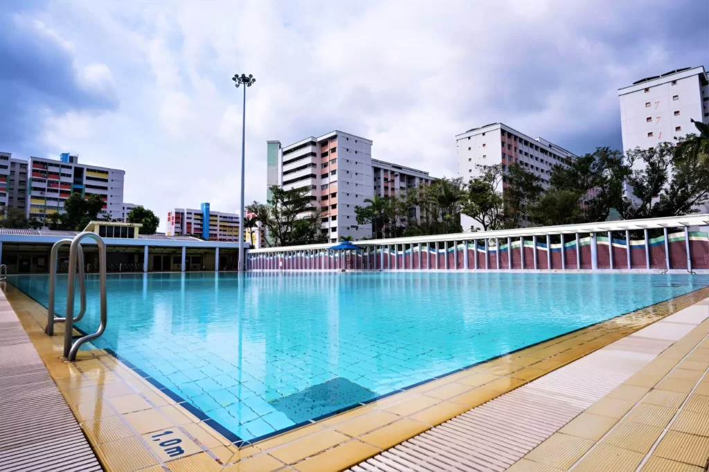Yishun Swimming Complex with Swim101